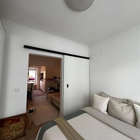 Cosy Campo De Ourique Appartamento Lisbona